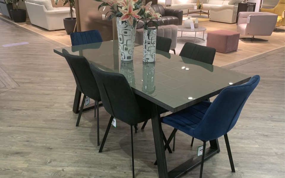 Bentley Designs
Metal Table Set & 6 Chairs
Was £1,568 Now £1,099